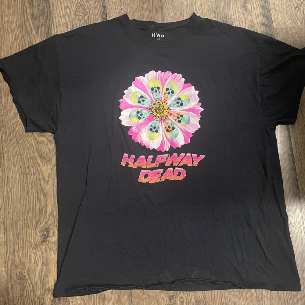 Half Way Dead Black Cotton Tee with Skulls and Flowers, Men’s 2XL